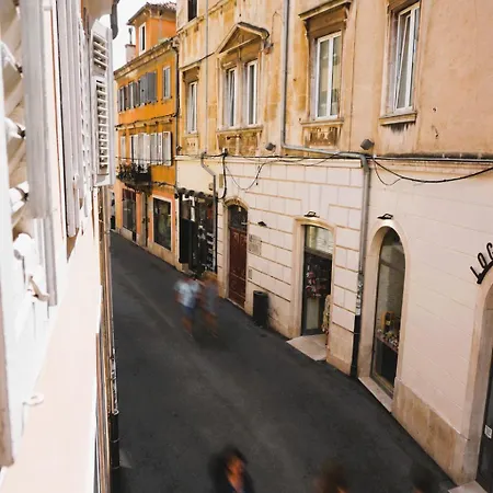Tt Apartmani - Historic Center Pula Pula